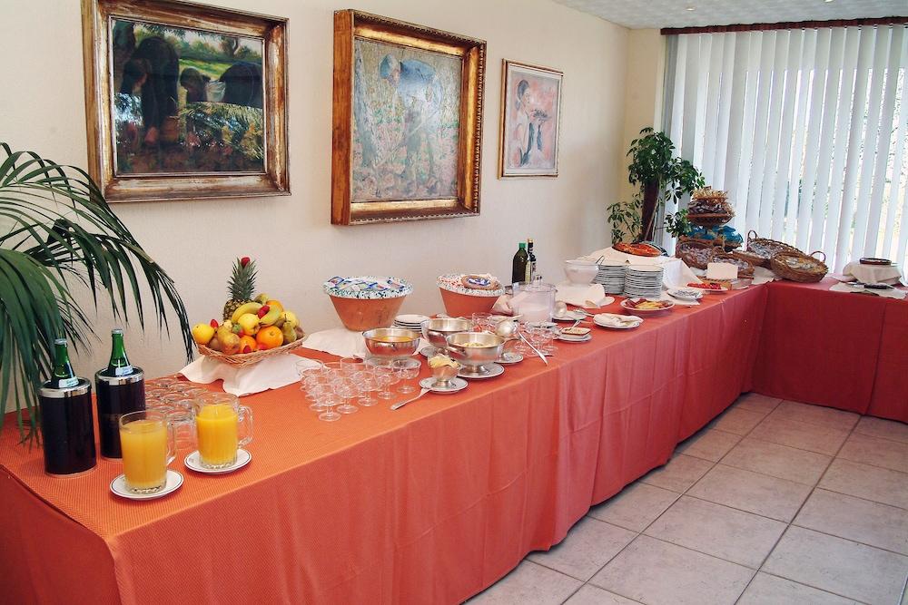 Hotel Hr Modugno Esterno foto