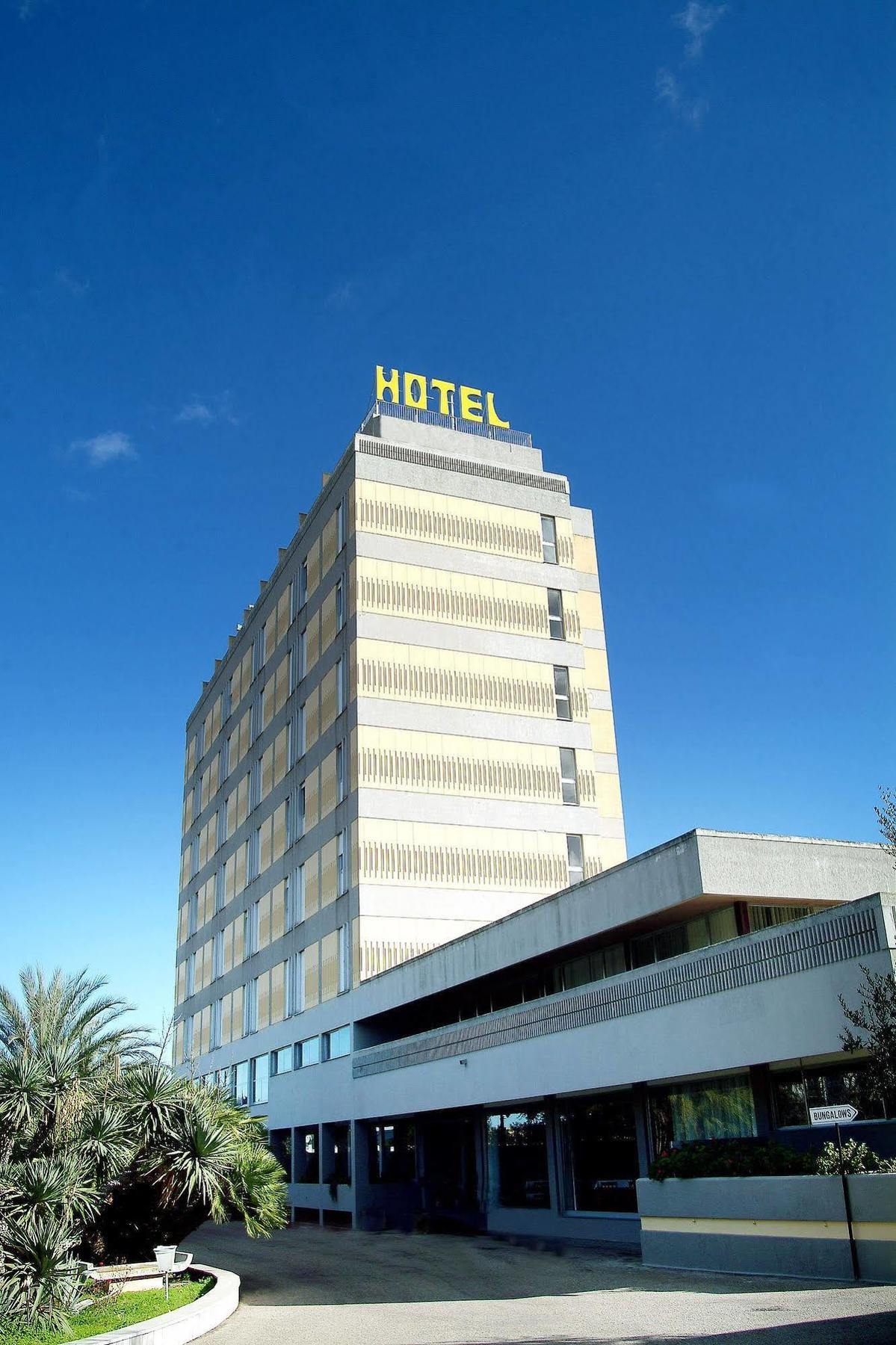 Hotel Hr Modugno Esterno foto