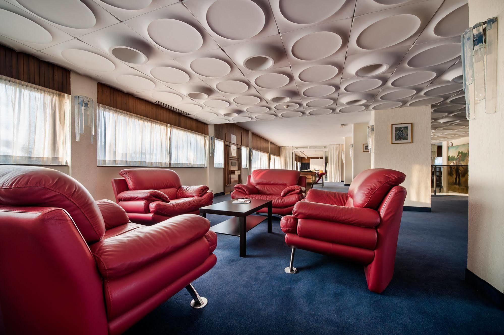 Hotel Hr Modugno Esterno foto